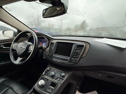 Used 2015 Chrysler 200 C w/ Navigation & Sound Group I image 13