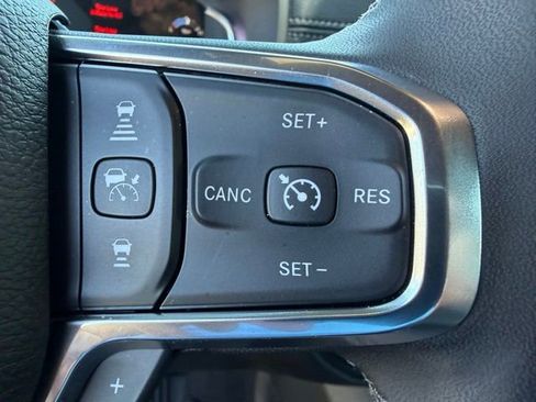 New 2026 RAM 2500 Laramie AWD/4WD image 17