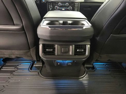 Used 2024 Ford F150 Lariat AWD/4WD image 37