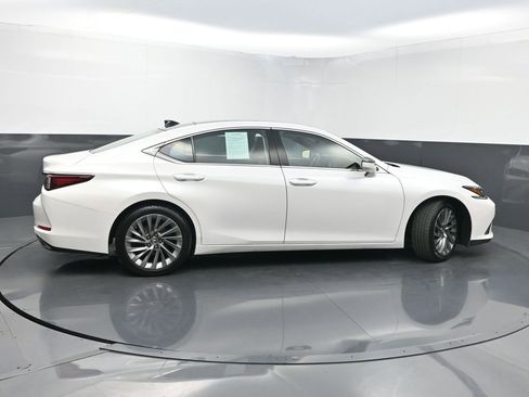 Used 2020 Lexus ES 350 Luxury image 44