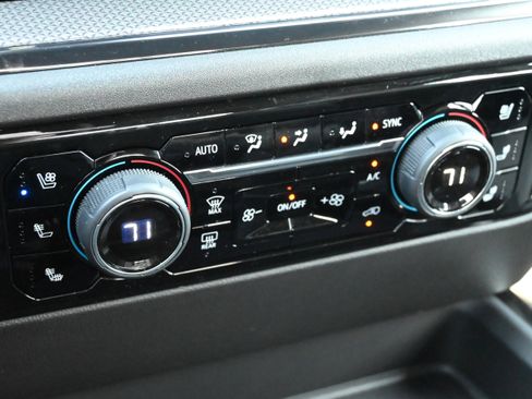 Used 2026 Chevrolet Silverado 2500 ZR2 w/ LPO, Dark Essentials Package image 24