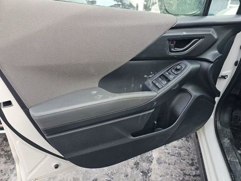 Used 2024 Subaru Crosstrek 2.0i Premium image 11