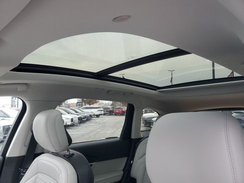 New 2026 Lincoln Nautilus Reserve w/ Jet Appearance Package image 10