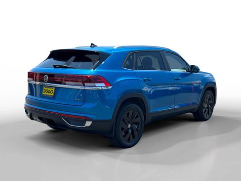 New 2024 Volkswagen Atlas Cross Sport SE image 5