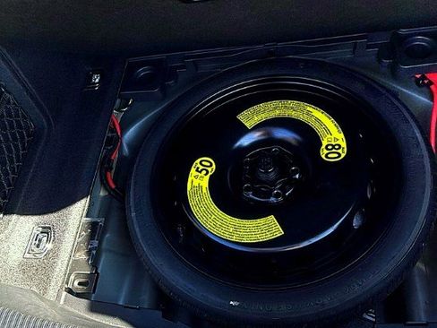 Used 2023 Audi A4 2.0T Premium image 10