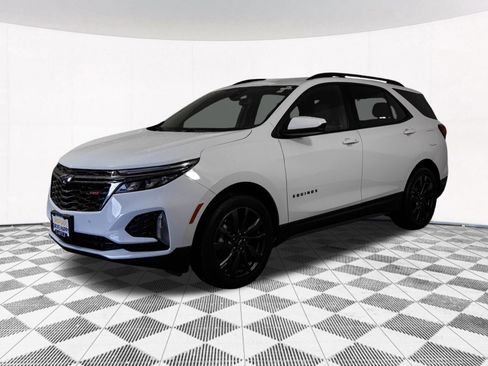 Used 2023 Chevrolet Equinox RS image 10