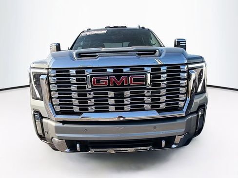 New 2026 GMC Sierra 2500 Denali w/ Denali Reserve Package AWD/4WD image 2