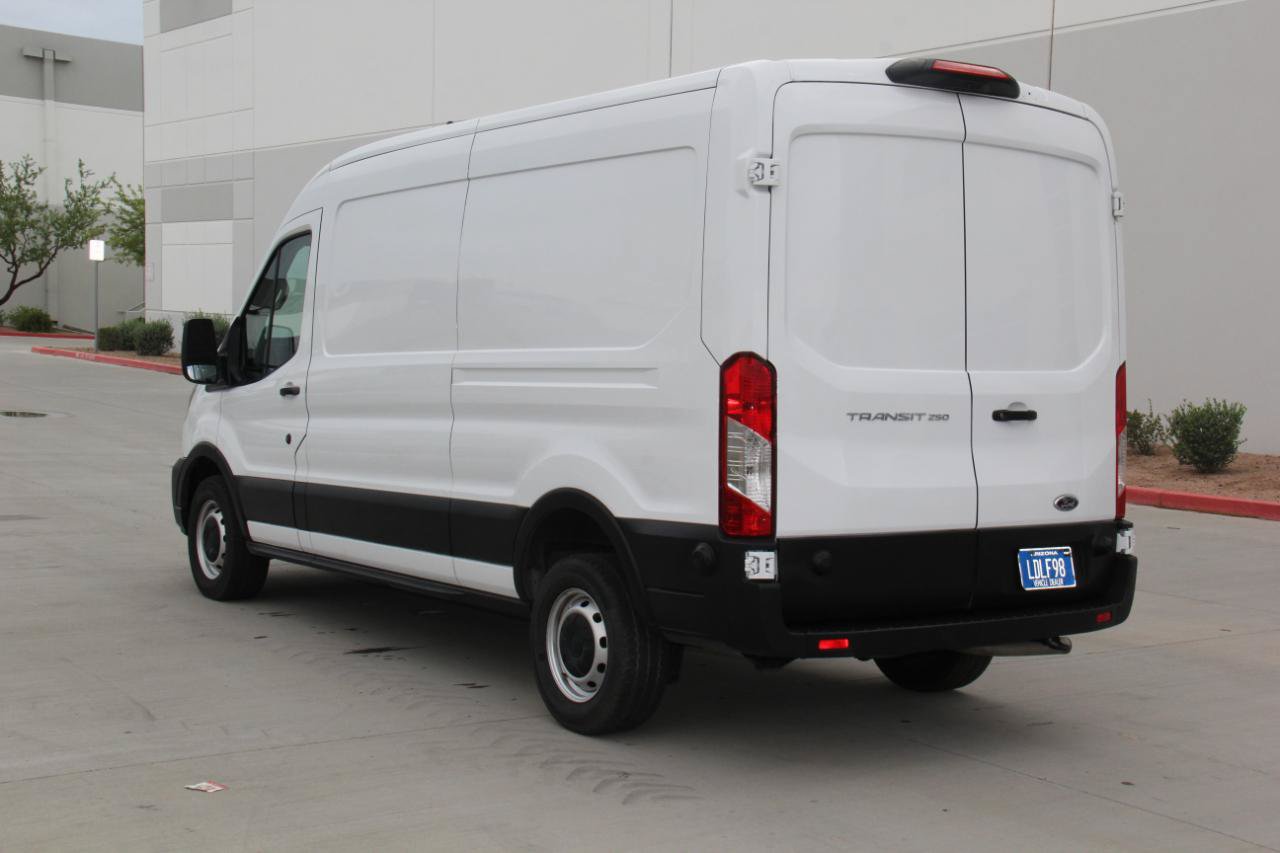 Used 2024 Ford Transit 250 148 Medium Roof RWD image 7