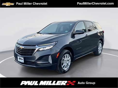 Used 2022 Chevrolet Equinox LT image 1