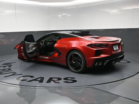 Used 2021 Chevrolet Corvette Stingray Premium Conv w/ 3LT RWD image 27