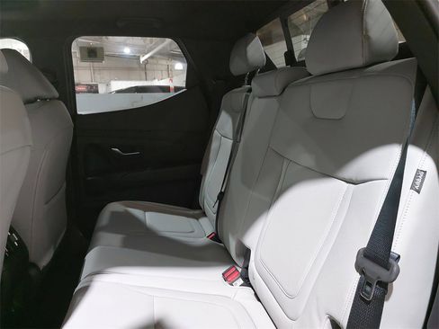 New 2026 Hyundai Santa Cruz SEL image 12