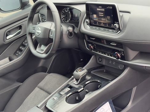 New 2026 Nissan Rogue SV w/ Cold Weather Package image 11