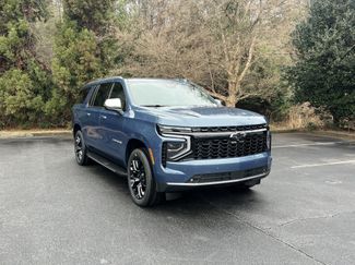 New 2026 Chevrolet Suburban Premier w/ Sun And Tow Package video 2