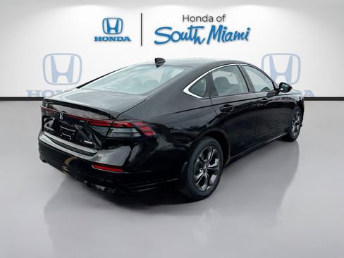 New 2026 Honda Accord EX-L image 7