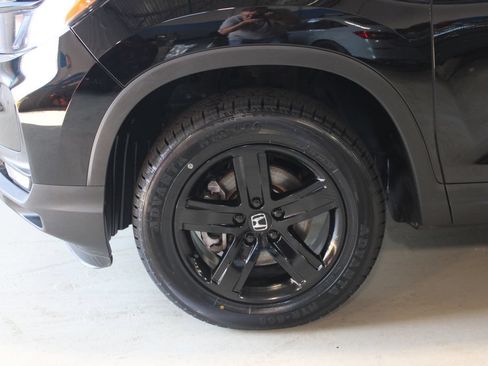 Used 2023 Honda Ridgeline Black Edition image 4