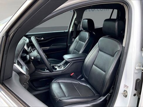 Used 2023 GMC Acadia SLT image 20