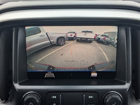 Used 2021 Chevrolet Colorado LT image 30