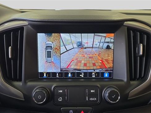 Used 2024 GMC Terrain AT4 w/ LPO, 'HIT The Road' Package image 19