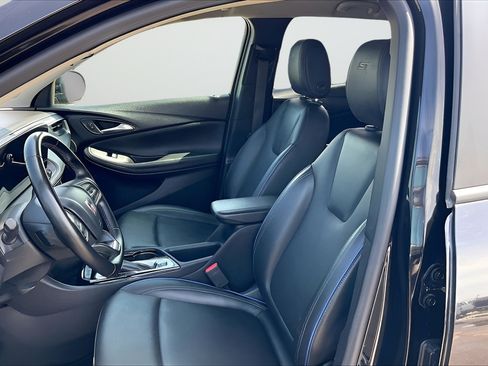 Used 2025 Buick Encore GX Sport Touring FWD image 17