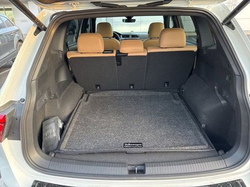 Used 2024 Volkswagen Tiguan SE R-Line w/ MDO Package, Two-Row AWD/4WD image 15