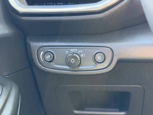 Used 2023 Chevrolet TrailBlazer LT image 32