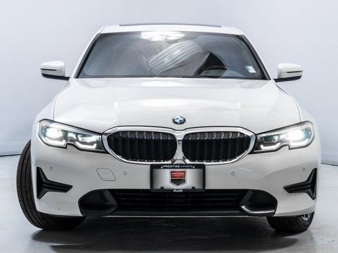 Used 2020 BMW 330i xDrive Sedan w/ Convenience Package image 10