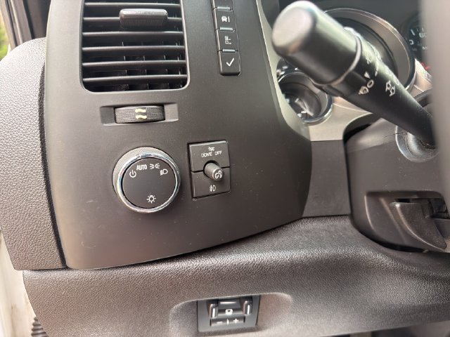Used 2013 Chevrolet Silverado 3500 LT w/ Interior Plus Package AWD/4WD image 15