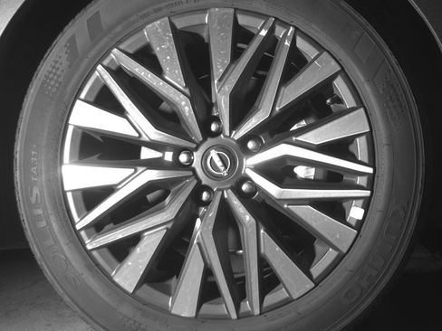 Used 2025 Nissan Altima 2.5 SV image 13