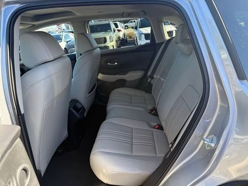 Used 2024 Honda HR-V EX-L image 12