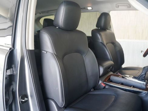 Used 2019 INFINITI QX80 Luxe RWD image 30