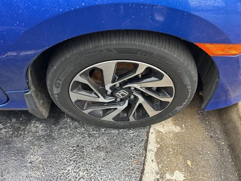 Used 2016 Honda Civic LX-P image 2