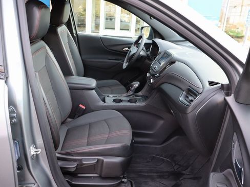 Used 2024 Chevrolet Equinox RS image 16