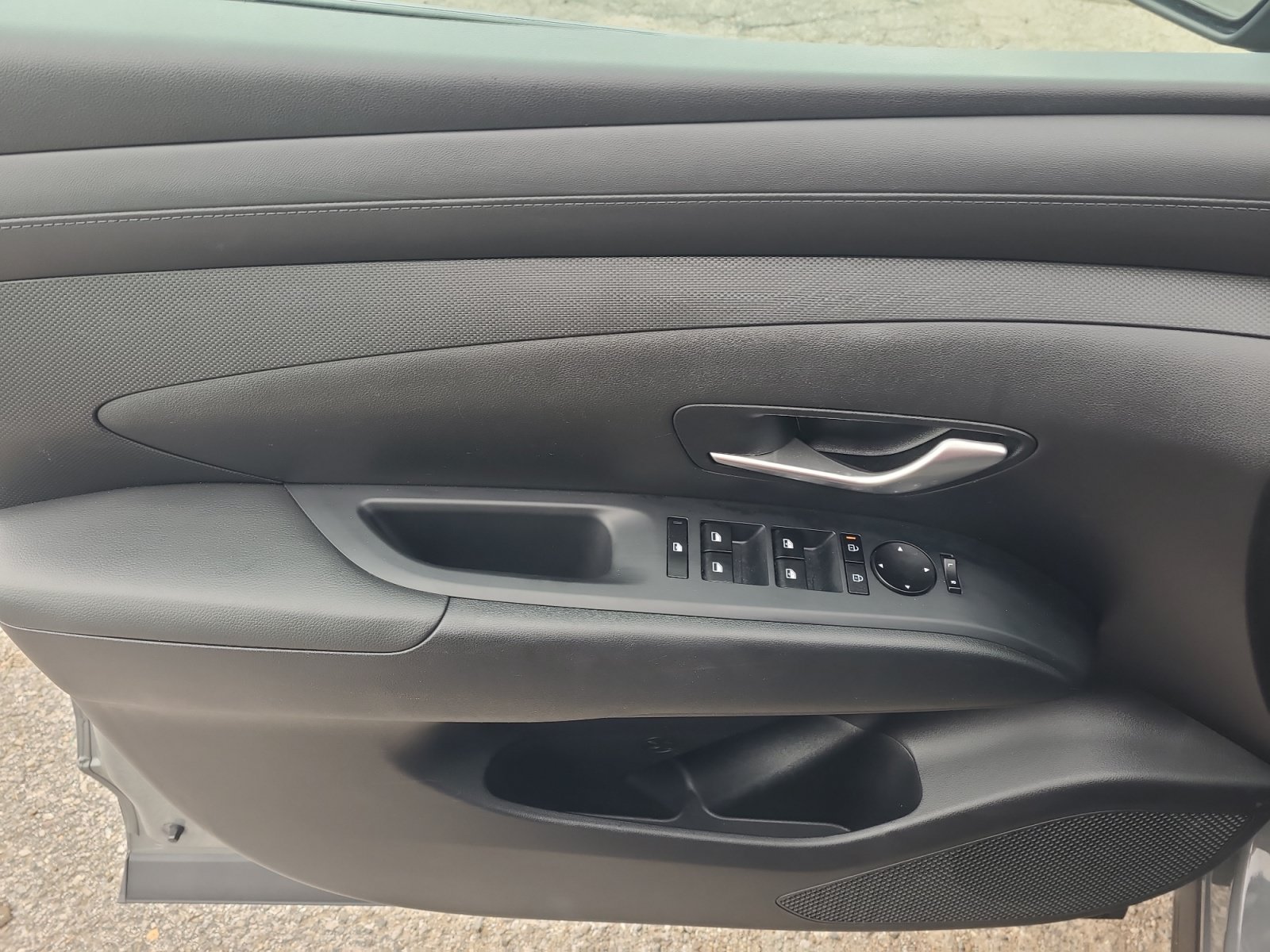 Used 2025 Hyundai Tucson SEL AWD/4WD image 14