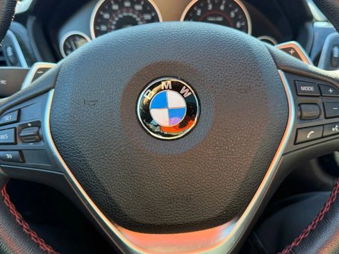 Used 2018 BMW 330i xDrive Sedan w/ Convenience Package image 18