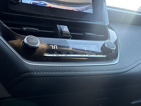 Used 2024 Toyota Corolla SE image 24