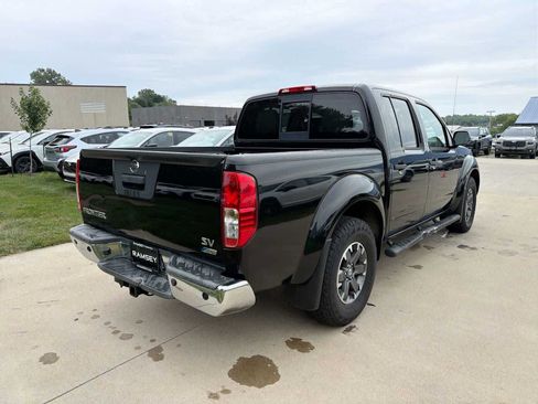 Used 2018 Nissan Frontier SV w/ Value Truck Package RWD image 6