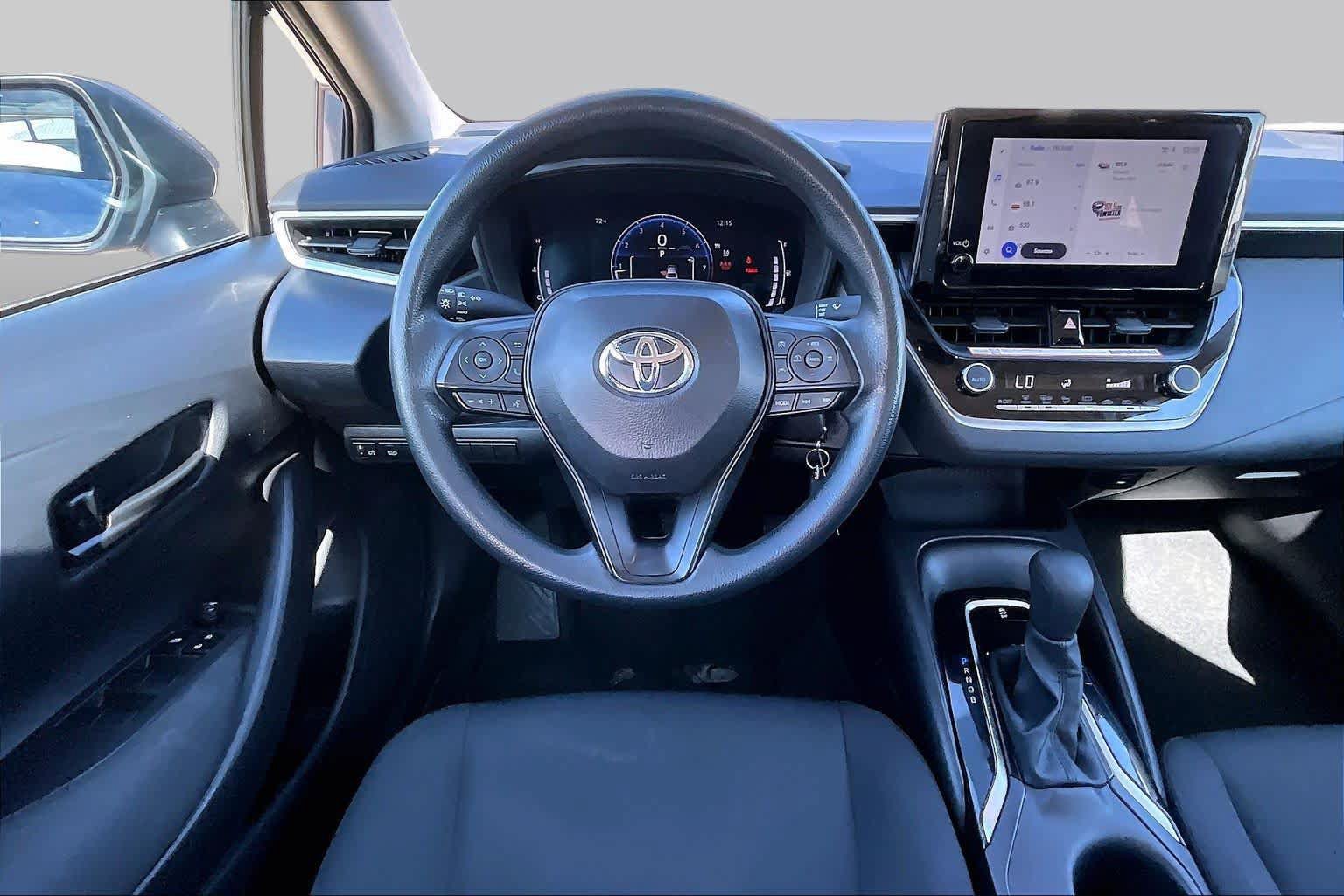 Used 2026 Toyota Corolla LE FWD image 6