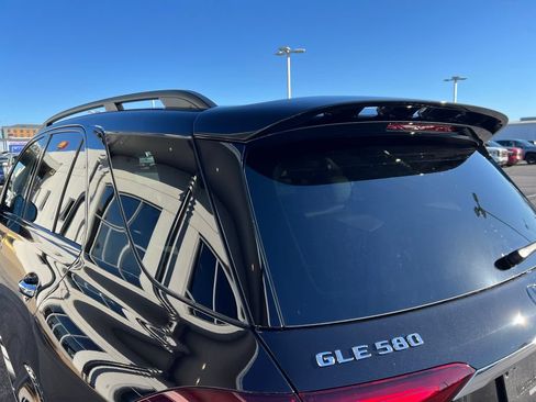 New 2026 Mercedes-Benz GLE 580 4MATIC image 9
