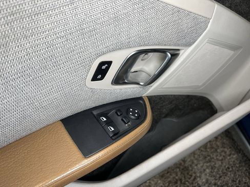 Used 2014 BMW i3 w/ Range Extender image 15