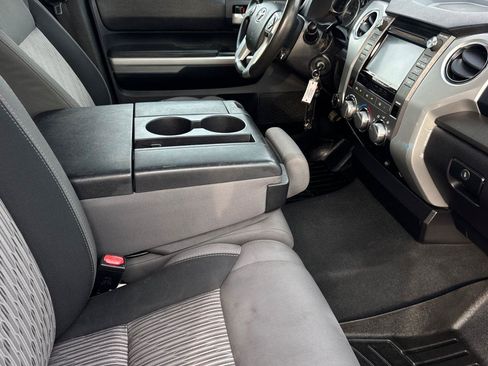 Used 2016 Toyota Tundra SR5 image 16