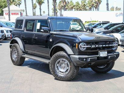 New 2025 Ford Bronco Outer Banks
