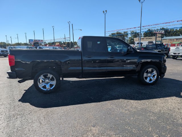 Used 2016 Chevrolet Silverado 1500 Custom w/ Custom Convenience Package RWD image 9