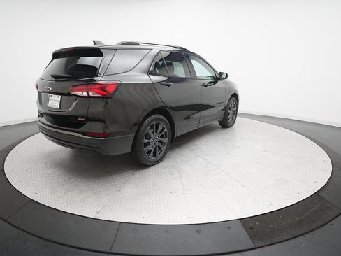 Used 2023 Chevrolet Equinox RS image 37