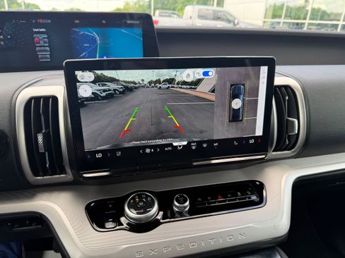 Certified 2025 Ford Expedition Max Active AWD/4WD image 28