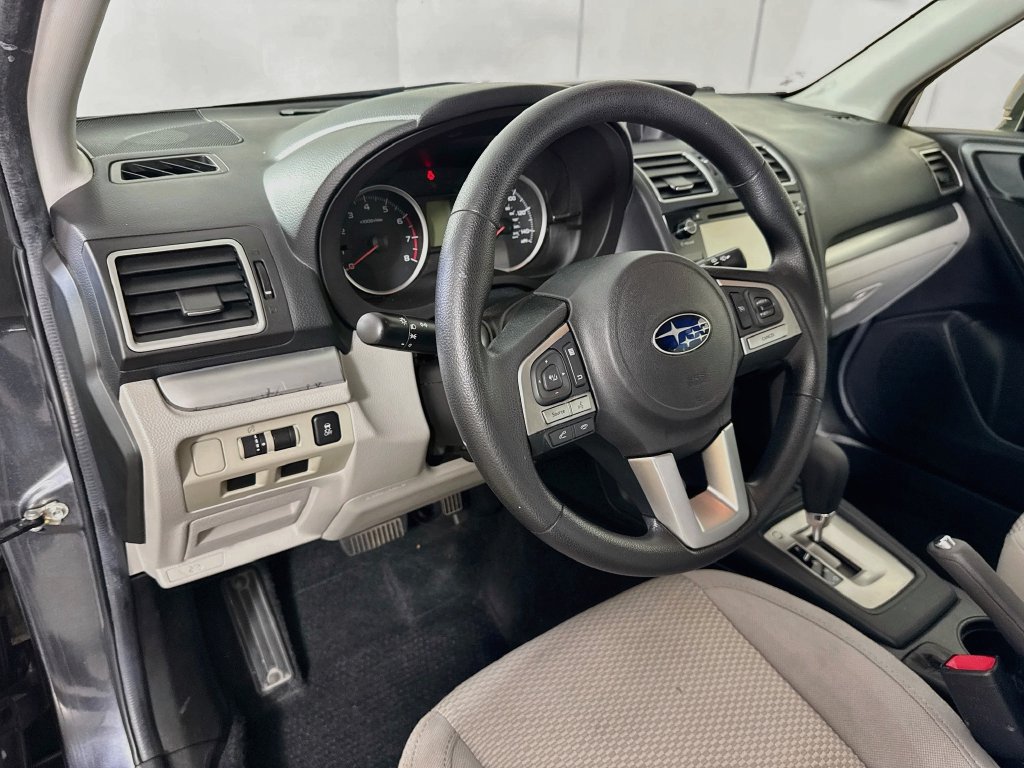 Used 2018 Subaru Forester 2.5i Premium w/ All-Weather Package AWD/4WD image 9