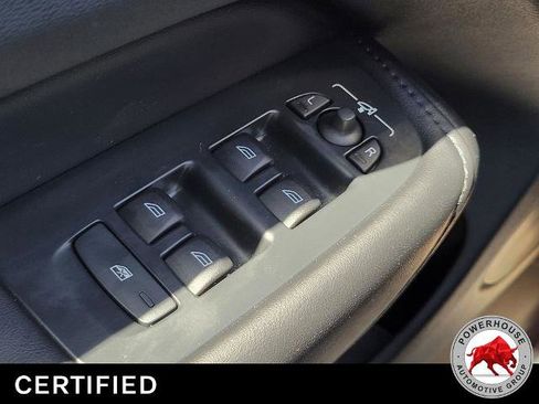 Used 2024 Volvo XC60 B5 Core AWD/4WD image 30