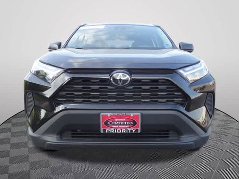Certified 2025 Toyota RAV4 LE AWD/4WD image 5
