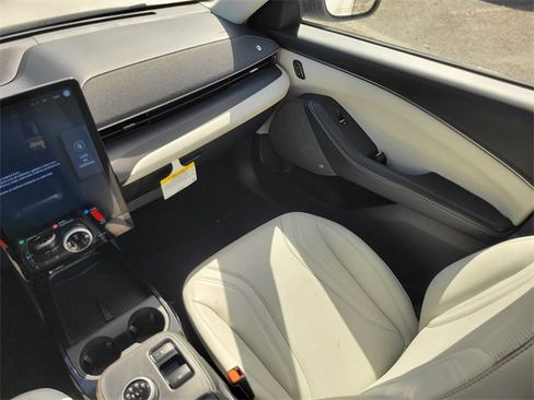Used 2024 Ford Mustang Mach-E Premium image 13