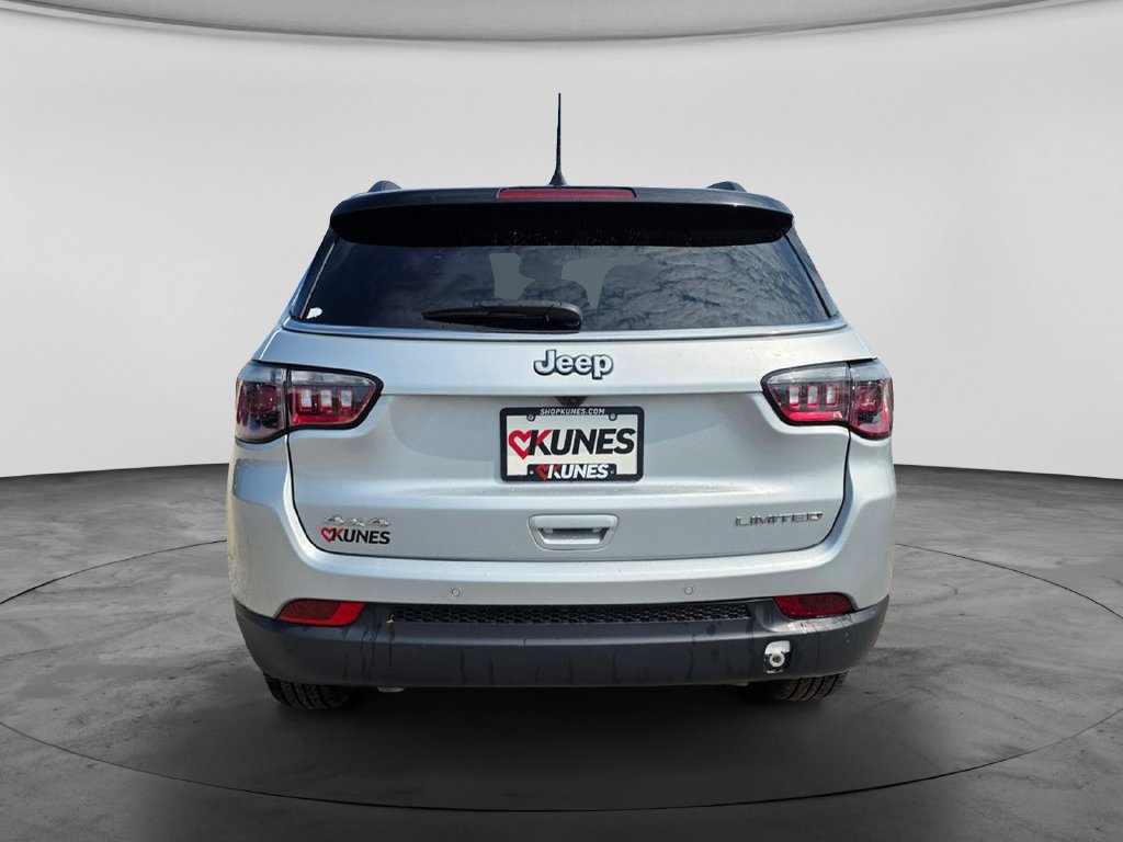 Used 2025 Jeep Compass Limited AWD/4WD image 6