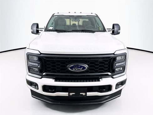 Used 2024 Ford F250 XL w/ STX Appearance Package image 2